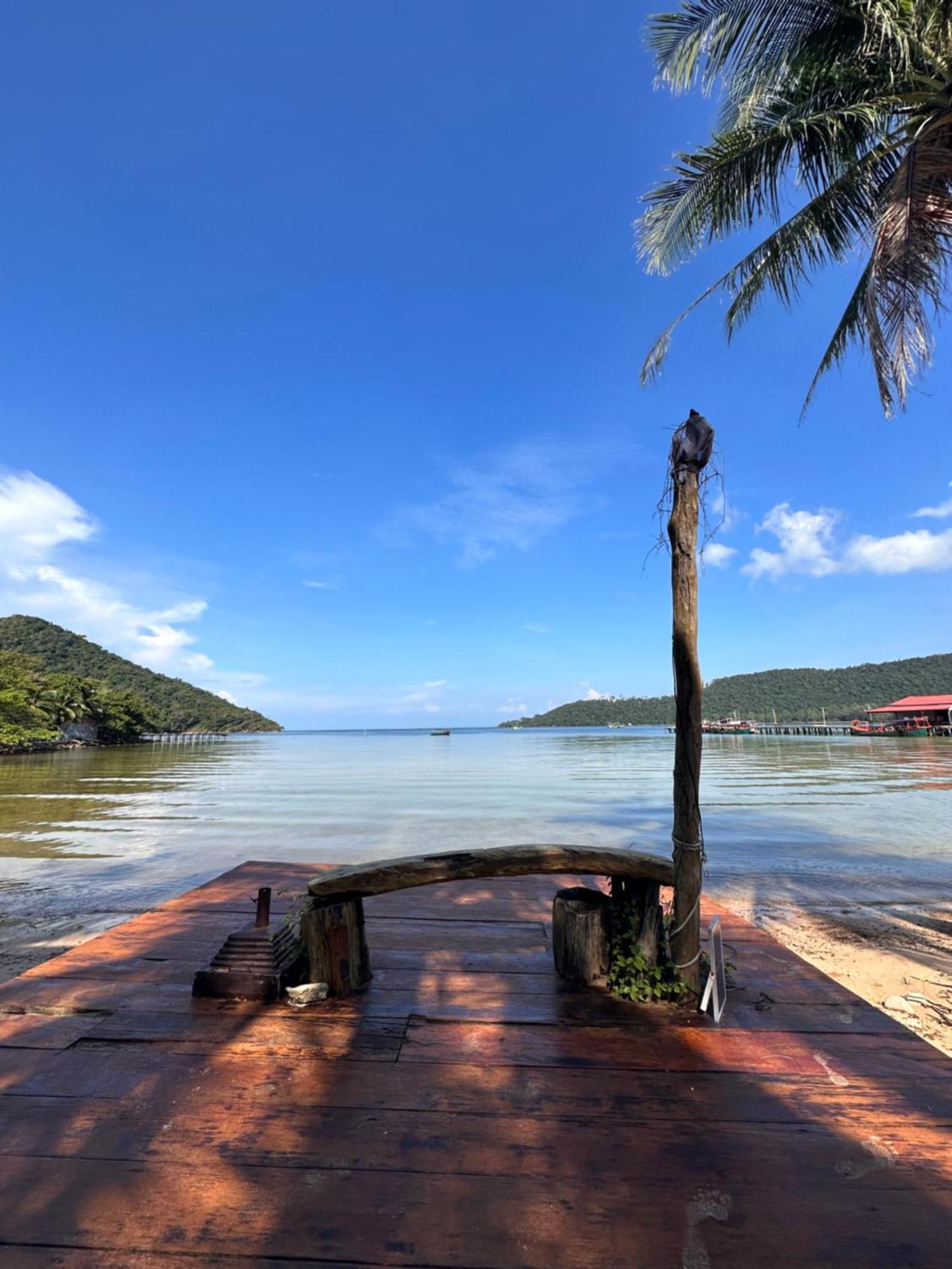 Easy Tiger - M'Pai Bay Beach, Koh Rong Sanloem Exterior photo
