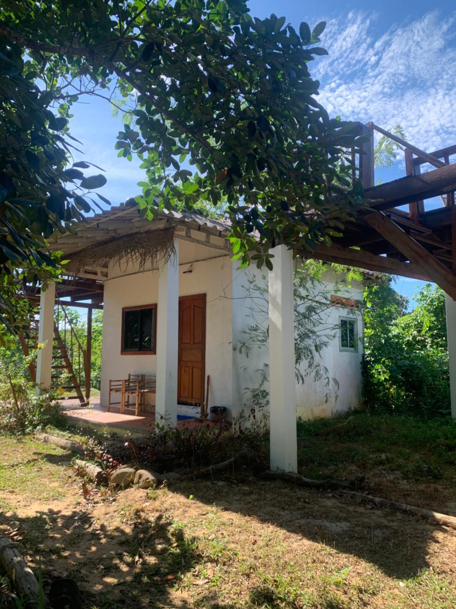 Easy Tiger - M'Pai Bay Beach, Koh Rong Sanloem Exterior photo