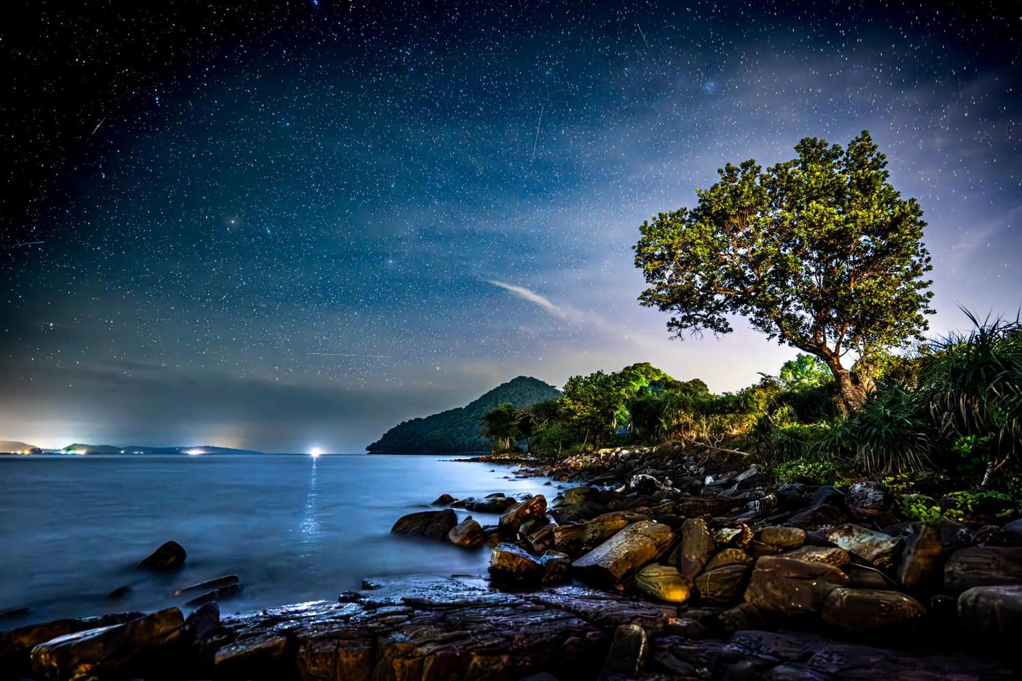 Easy Tiger - M'Pai Bay Beach, Koh Rong Sanloem Exterior photo