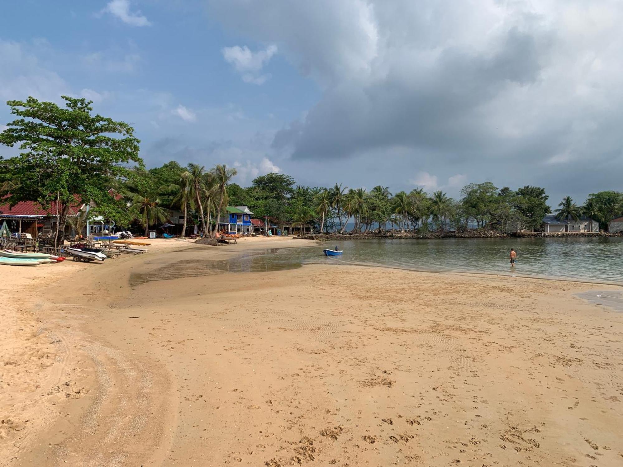 Easy Tiger - M'Pai Bay Beach, Koh Rong Sanloem Exterior photo