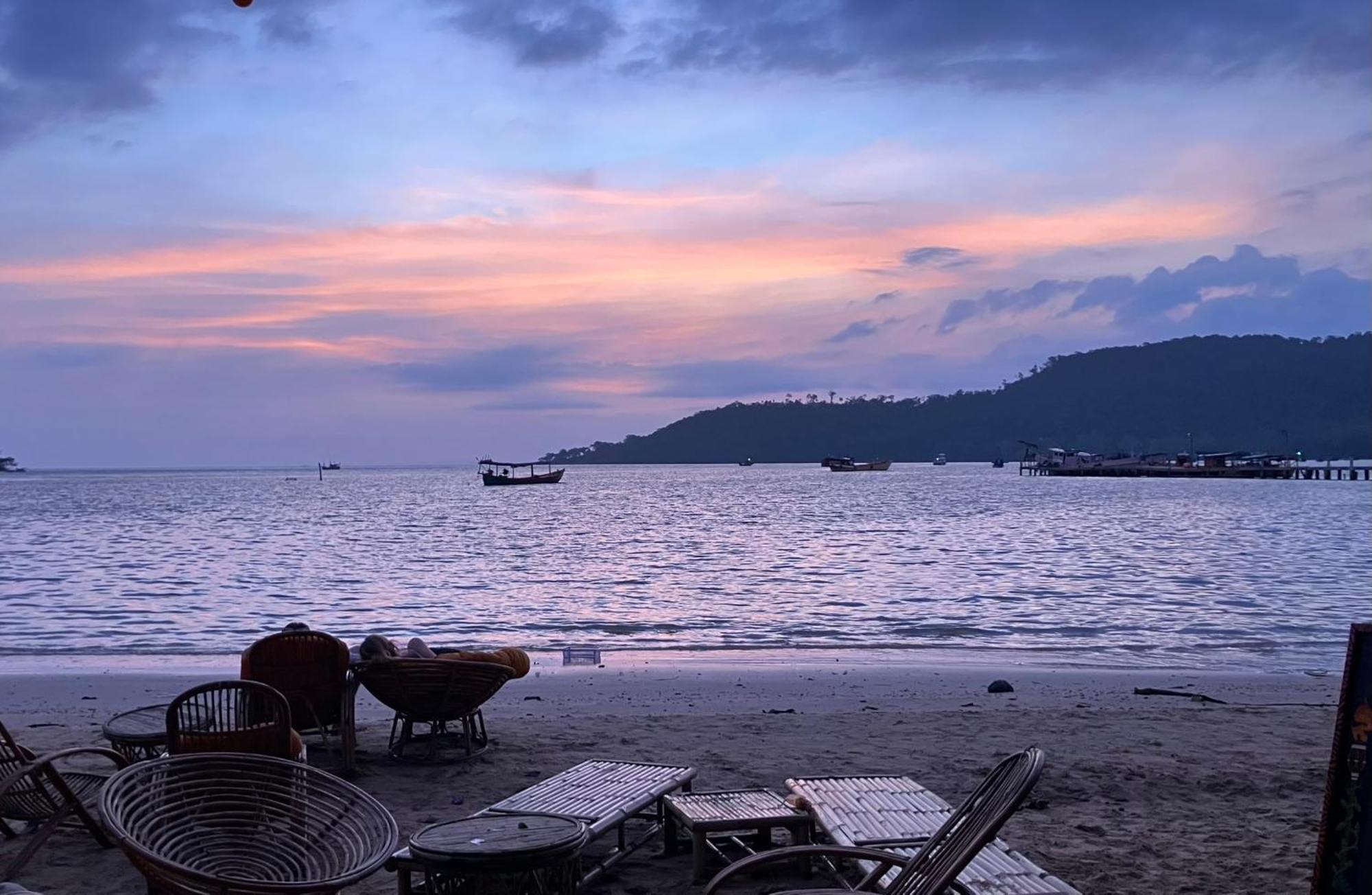 Easy Tiger - M'Pai Bay Beach, Koh Rong Sanloem Exterior photo